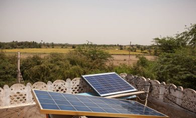 Rural Pakistanis Use Of Solar as Power Cuts Deepen