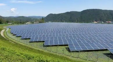 Total speeds up renewables push with $2.5 bln investment in Indian solar power