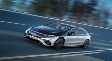 Electric Car Mercedes takes fight to Tesla